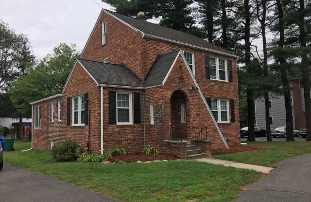 1333 Blue Hills Ave - 1333 Blue Hills Avenue, Bloomfield, CT 06002
