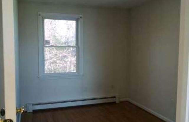 6 McLaughlin Gallery 3