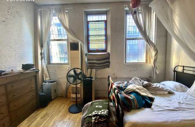 60 Stagg Street Gallery 4