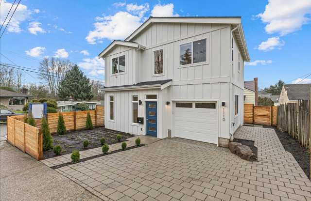 Newly Built Modern Craftsman in Prime Seattle Location photos photos