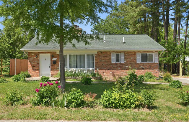 Welcome to 11000 Park Rd—a truly charming, one-of-a-kind detached home nestled in the heart of the City of Fairfax. photos photos