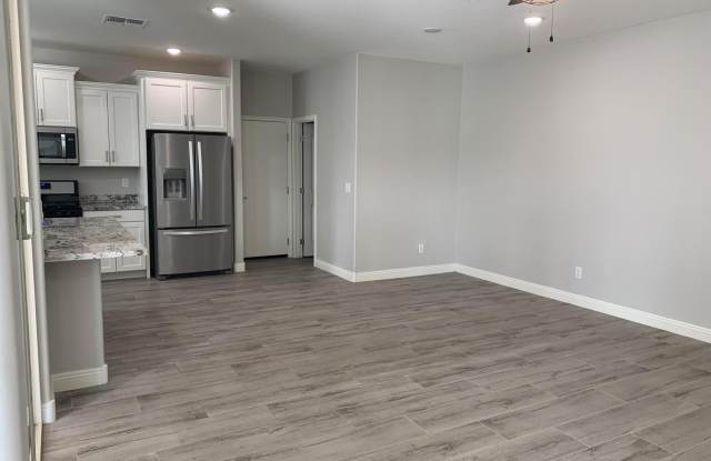 9817 E SPECTER Drive Gallery 4