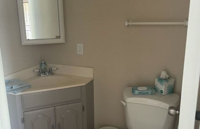 18247 Cabrillo Court Gallery 4