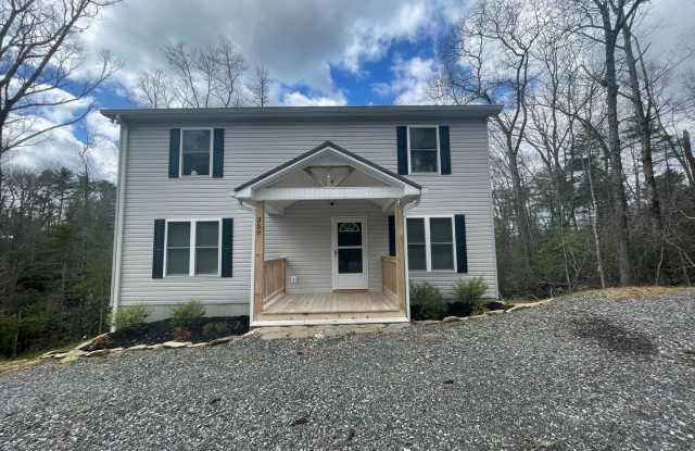 350 Pinewood Circle - 350 Pinewood Circle, Ashe County, NC 28626