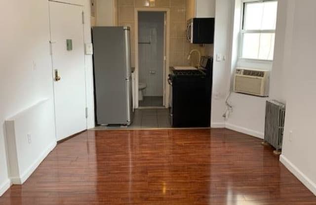 111 Chrystie Street Gallery 4