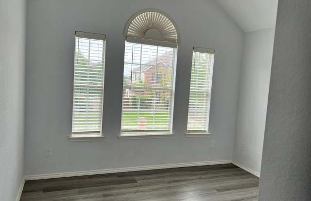 4312 Ridge Point Lane Gallery 2