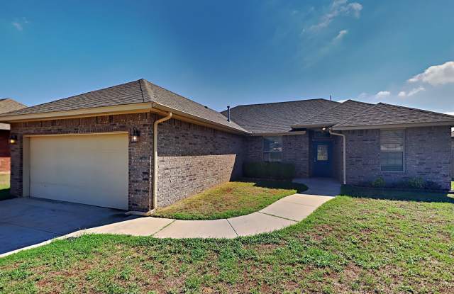 Beautiful 4 Bedroom 2 Bath Home - Choctaw Schools photos photos