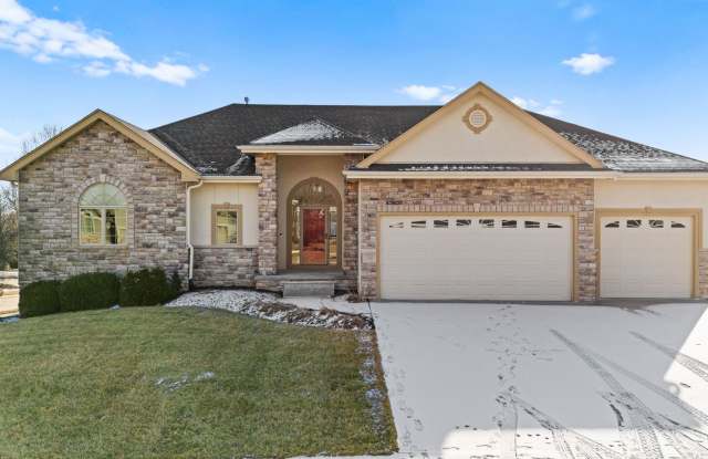 Stunning 4 bedroom Ranch in Elkhorn photos photos