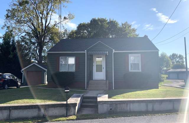 2-Bedroom | 1-Bathroom Single-Family Home Gallery 3