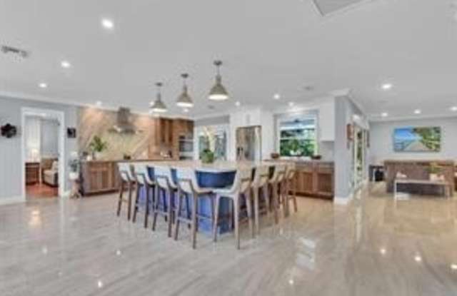 1902 Princess Ct Gallery 3