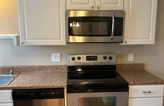 Modern Charm: 2 BR Home with Finished Basement, Pet Friendly, Assigned Parking, and Prime Location! photos photos Modern Charm: 2 BR Home with Finished Basement, Pet Friendly, Assigned Parking, and Prime Location! photos photos