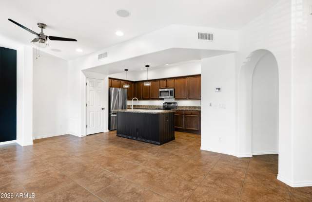 3935 E ROUGH RIDER Road Gallery 3