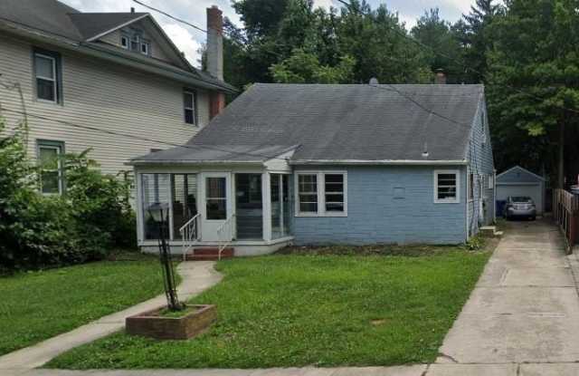 206 DICKINSON Road photos photos