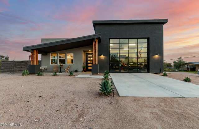 7015 E Davis Road photos photos