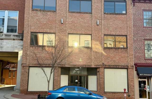 44 N POTOMAC Street Gallery 1