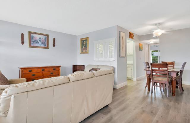 16 ANDOVER A Gallery 2