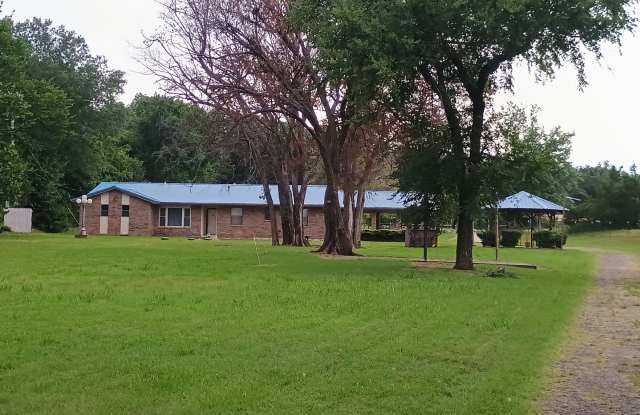 Country living at its BEST ! 3 bedroom 2 bathroom brick home photos photos