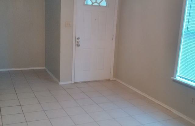 1609 Jones St. Unit E Gallery 2