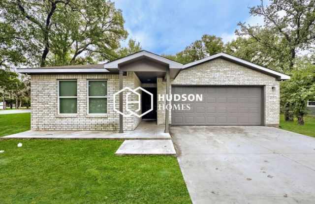 4521 Circle C Drive Gallery 1