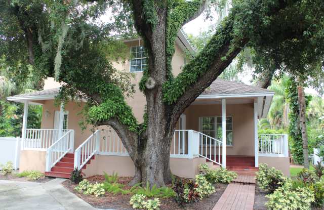 813 S Westshore Blvd # 1/2 - 813 S West Shore Blvd, Tampa, FL 33609