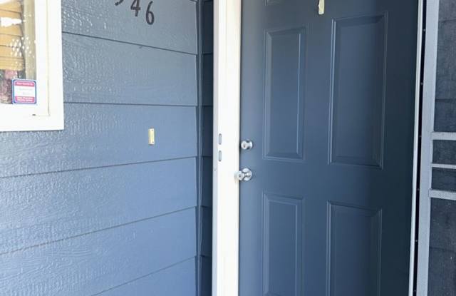 Cozy 2 Bed 2 Bath Condo with Private Patio photos photos