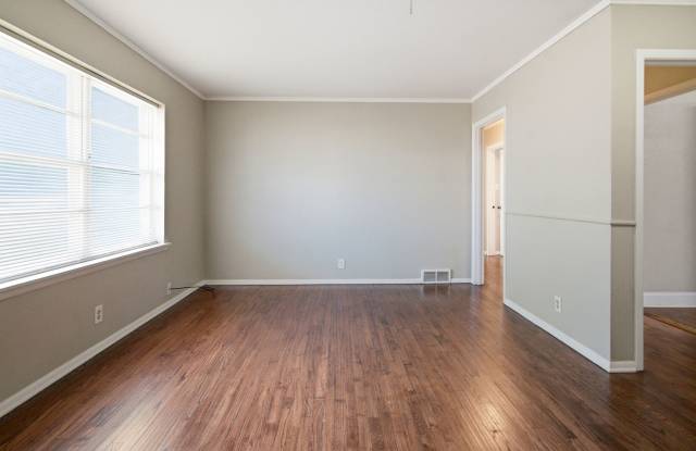 6500 Callahan Court Gallery 4