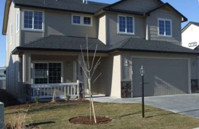 4887 North Chimney Peak Avenue Gallery 1