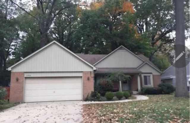 33736 Hathaway photos photos