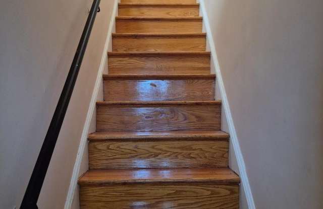 7254 MANSFIELD Avenue Gallery 3