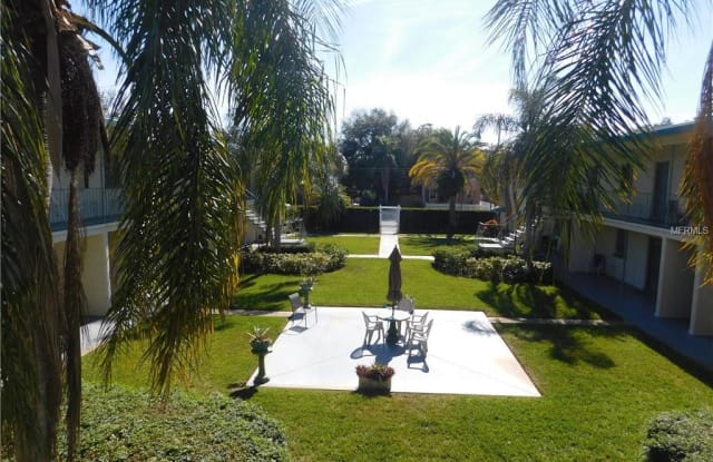 525 9 AVENUE N - 525 9th Ave N, St. Petersburg, FL 33701