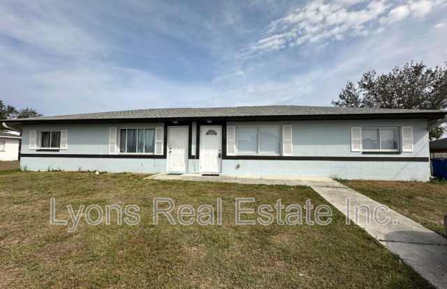 139 Gordon Ave. S - 139 Gordon Avenue South, Lehigh Acres, FL 33973