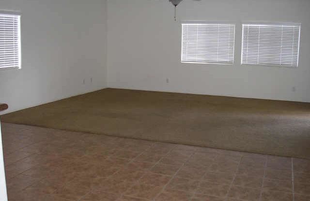 3738 W Wayne Ln Gallery 4