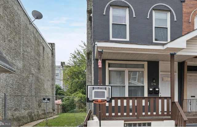 1236 W AIRDRIE Street photos photos