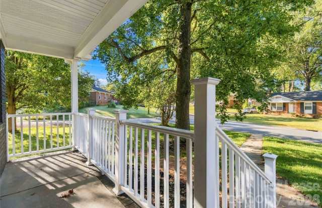 1200 Weststone Drive Gallery 4