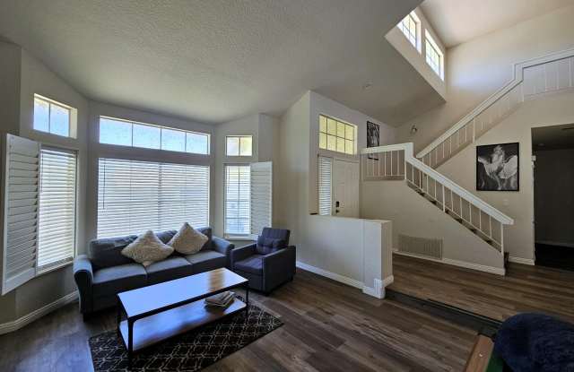 69911 Willow Lane Gallery 4