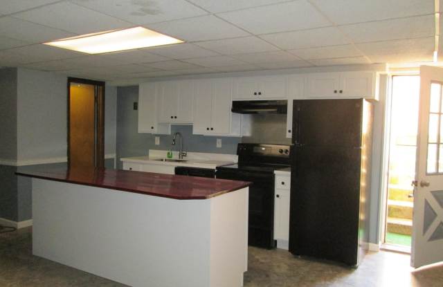 8 N SEASONS DRIVE Gallery 2