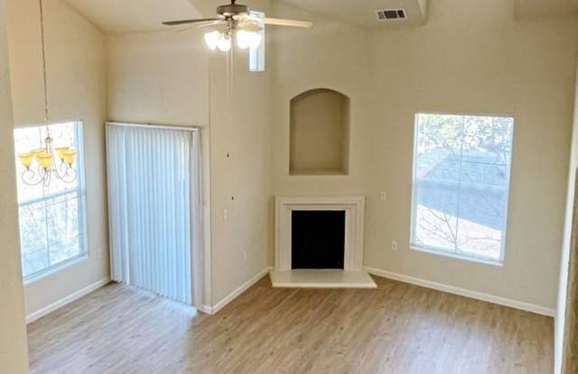 Vessona: Desirable Gated Community: 2bdrm 2bath with Loft! photos photos