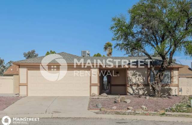 1930 West Piney View Place - 1930 West Piney View Place, Tucson, AZ 85746