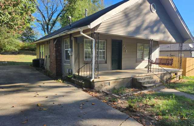 2Bed/1Bath House Gallery 3