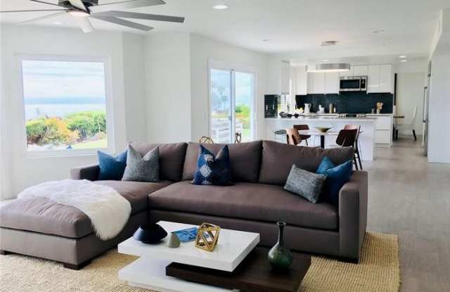 6804 Vallon Drive Gallery 3