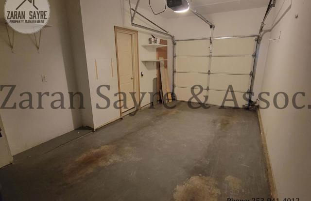 262 - Kent 2 Bedroom Condo! Gallery 4