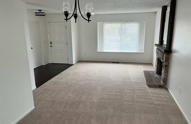 5226 Victor Avenue photos photos
