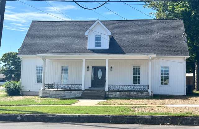Spectacular newly remodeled home, next to the Square, Franklin, Ky photos photos Spectacular newly remodeled home, next to the Square, Franklin, Ky photos photos