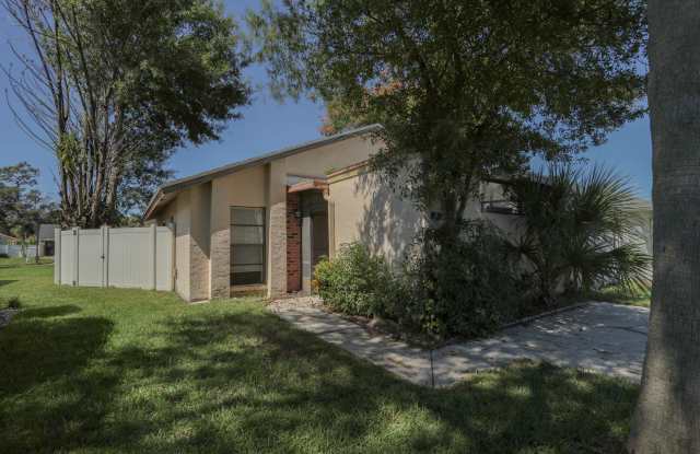 2756 Lakefern Avenue Gallery 1