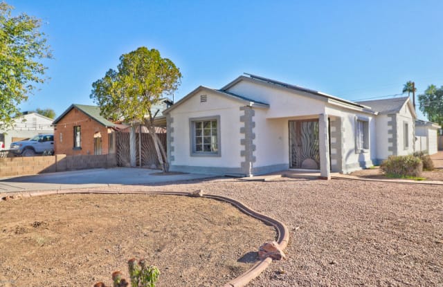2001 N 17th Ave - 2001 North 17th Avenue, Phoenix, AZ 85007