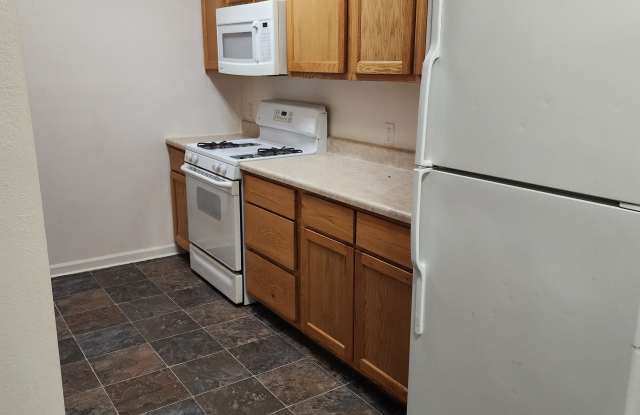 2130 Hobson Rd photos photos
