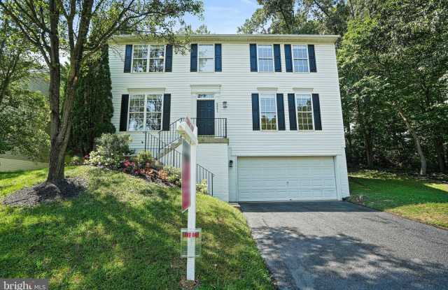 6331 PATUXENT QUARTER Road Gallery 2