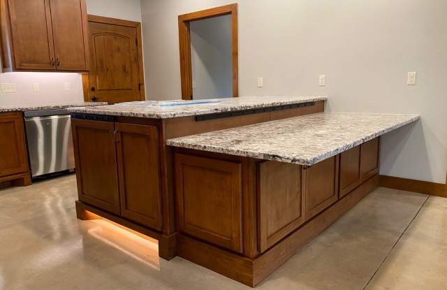 13001 Deep Wood Creek Drive Gallery 4