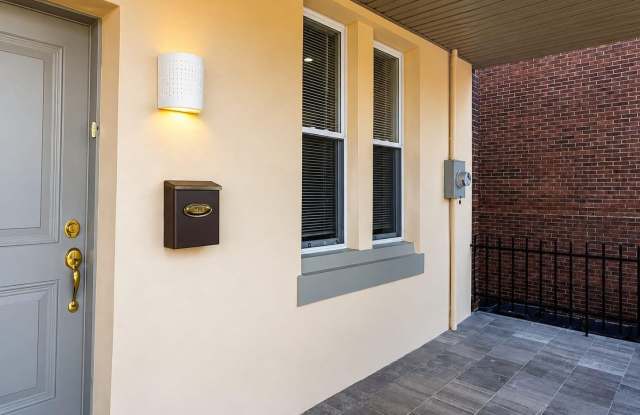 5148 SANSOM Street Gallery 2