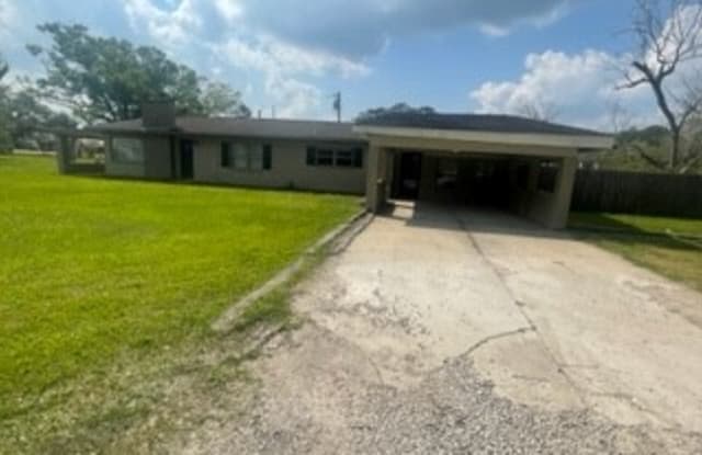 13025 U.S. Highway 190 - 13025 U.S. Highway 190, Tangipahoa County, LA 70401